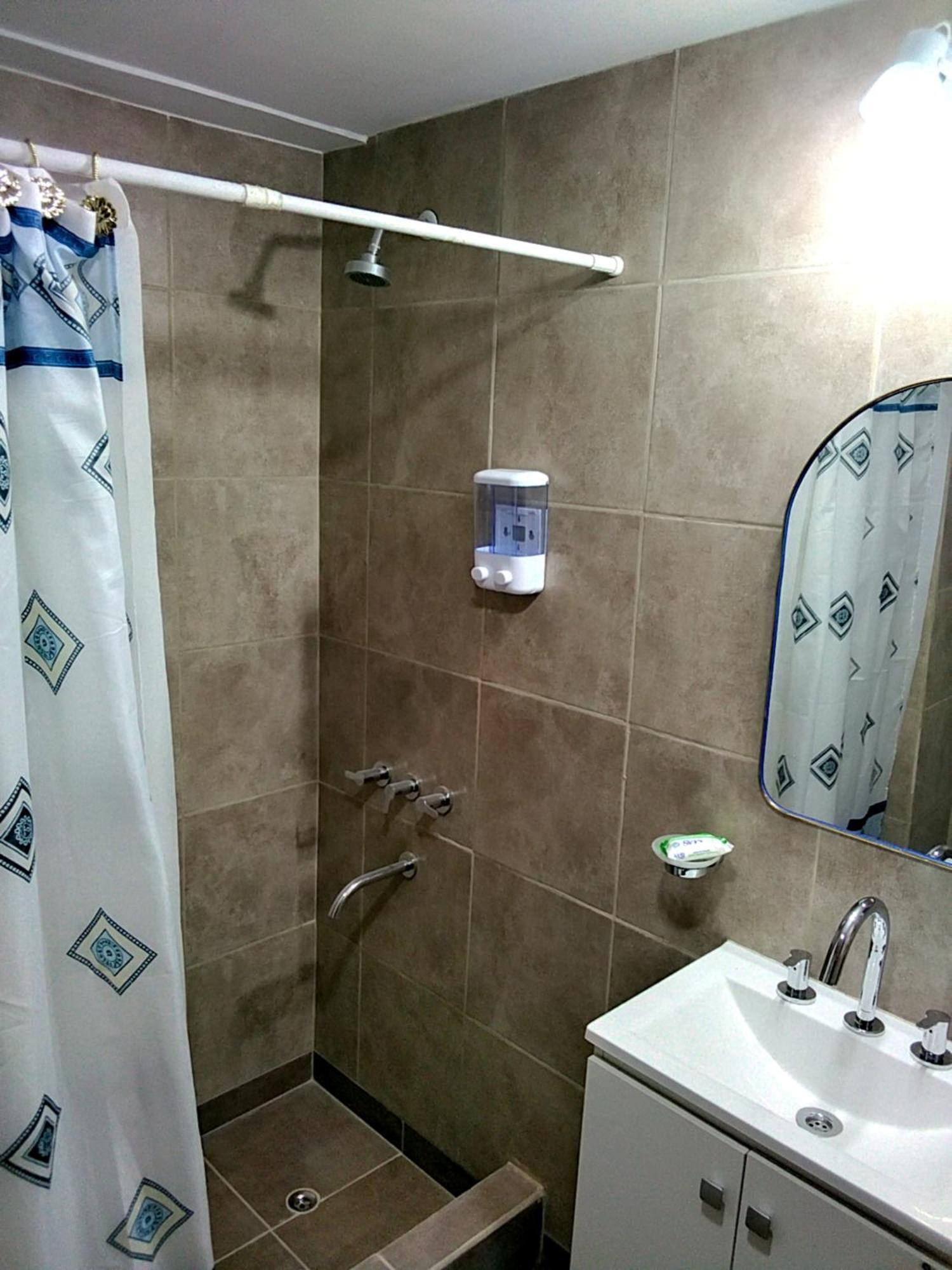 Apart Hotel Del Libertador 萨尔塔 外观 照片